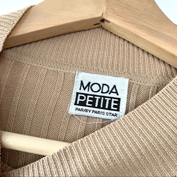 Taupe Long Sleeve - Picture 3 of 5